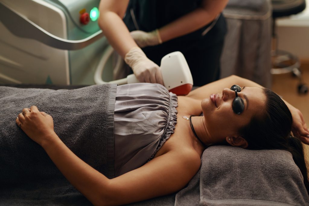 Skin care clinic near me in Sunrise FL offering facials, body contouring and advanced beauty treatments