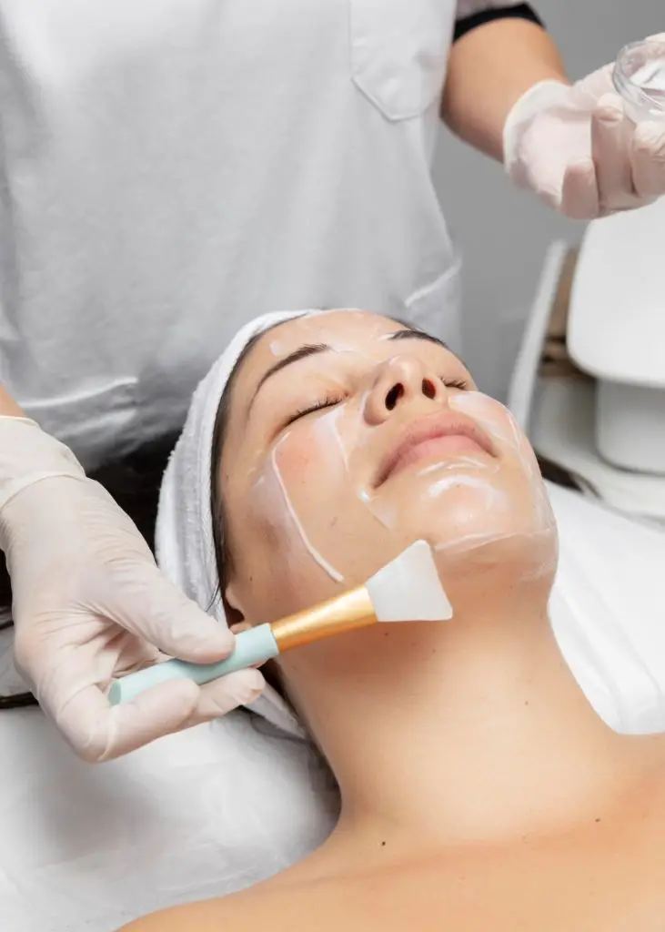 Skin care clinic near me in Sunrise FL offering facials, body contouring and advanced beauty treatments