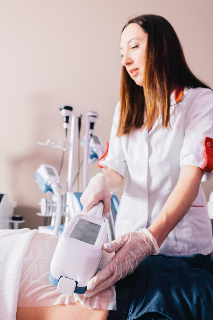 Skin care clinic near me in Sunrise FL offering facials, body contouring and advanced beauty treatments