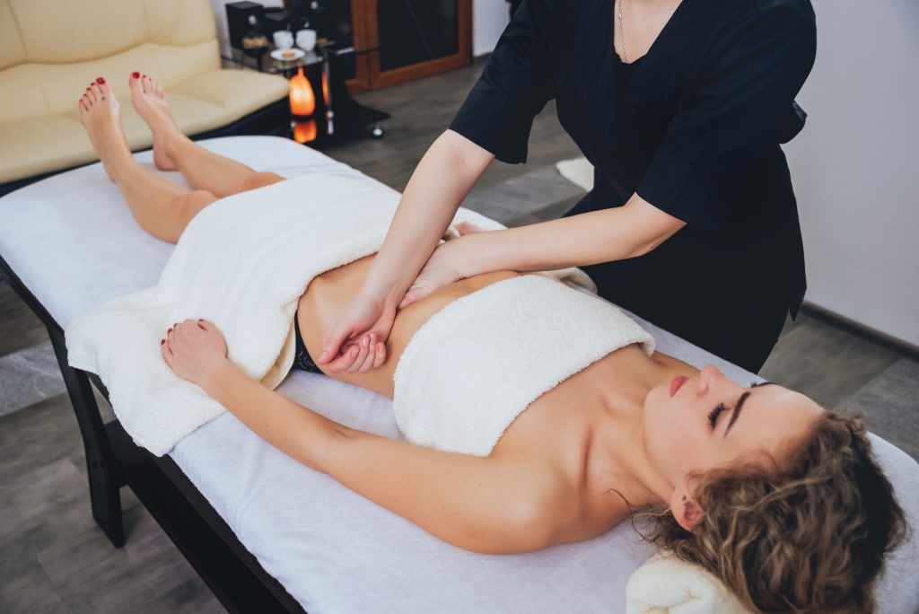 Skin care clinic near me in Sunrise FL offering facials, body contouring and advanced beauty treatments